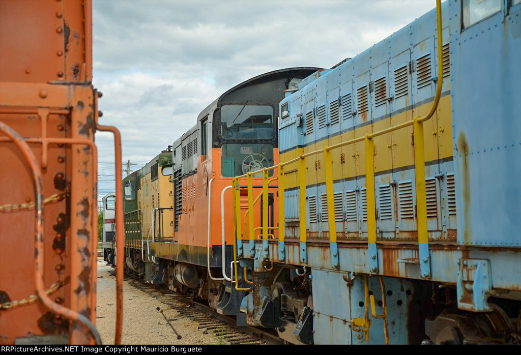 Chicago Milwaukee St. Paul & Pacific - Milwaukee Road H10-44